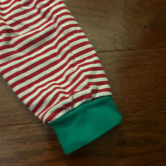 12-18 month Christmas Pajamas Christmas Tree Appliqué - Picture 3 of 4